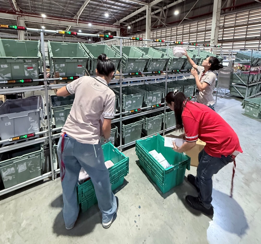 Case Study: การยกระดับ Import Consolidation ด้วยระบบ Put-to-Light – เมื่อ "ความเร็ว" และ "ความแม่นยำ" คือหัวใจของการกระจายสินค้า